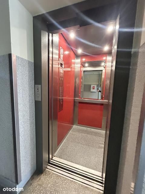 Ciche, przy Pl Hallera, Zoo, tramwajów i metra