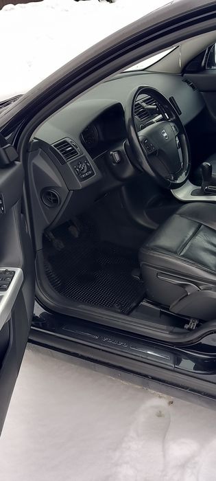 Продається сімейне авто, 1.6 дизель . Можливий обмін буде дороже.