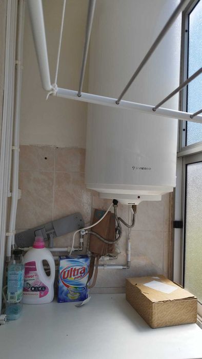 Quarto para arrendar em sítio bem situado
