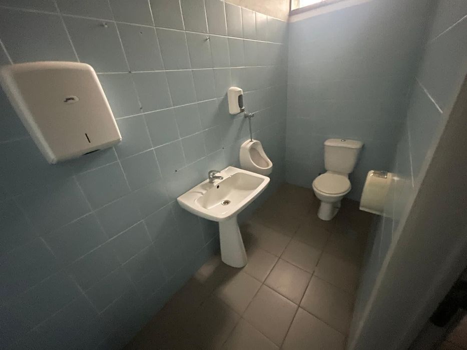 Espaço comercial / Escritório / Loja em Vila Meã, Amarante