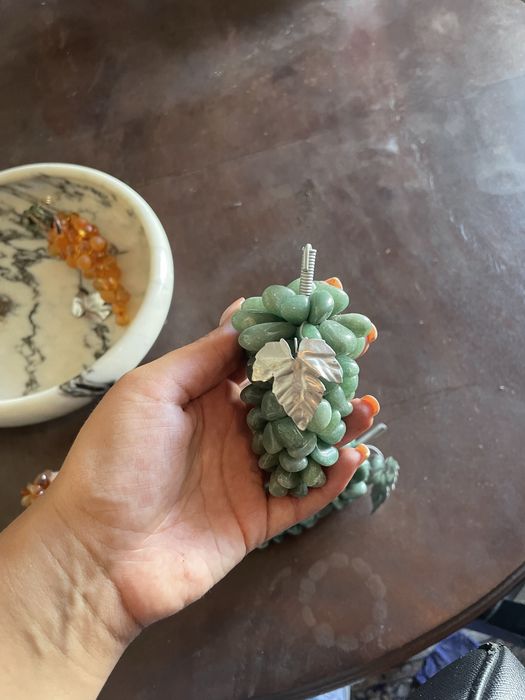 Conjunto de uvas vintage chinesas com taça