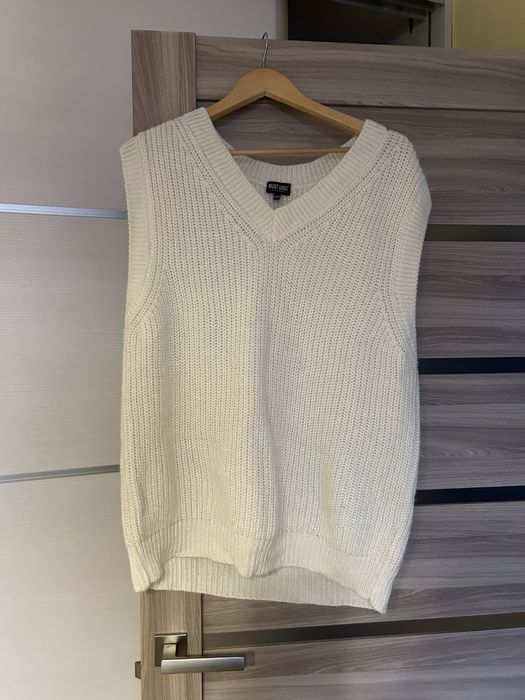 Вʼязана жилетка Must Have в хорошому стані