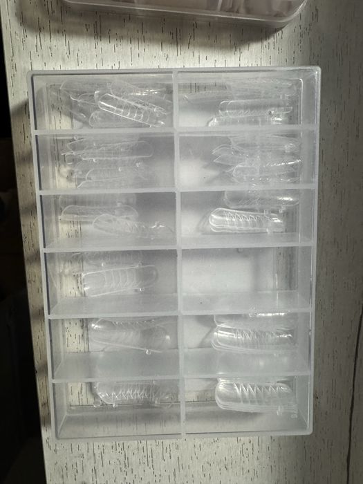 Матеріали для майстра манікюру (гель-лаки + топ + типси + верхні форм)