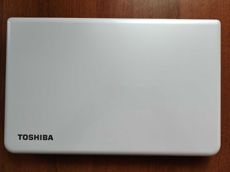 Toshiba C55,i5-3230M,SSD 240,ОП-16Гб, дві відеокарти