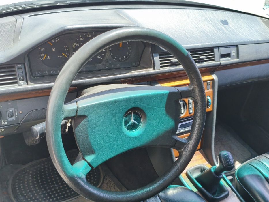 Mercedes Benz 200d (w124)