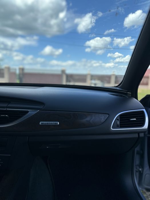 Продам автомобіль audi