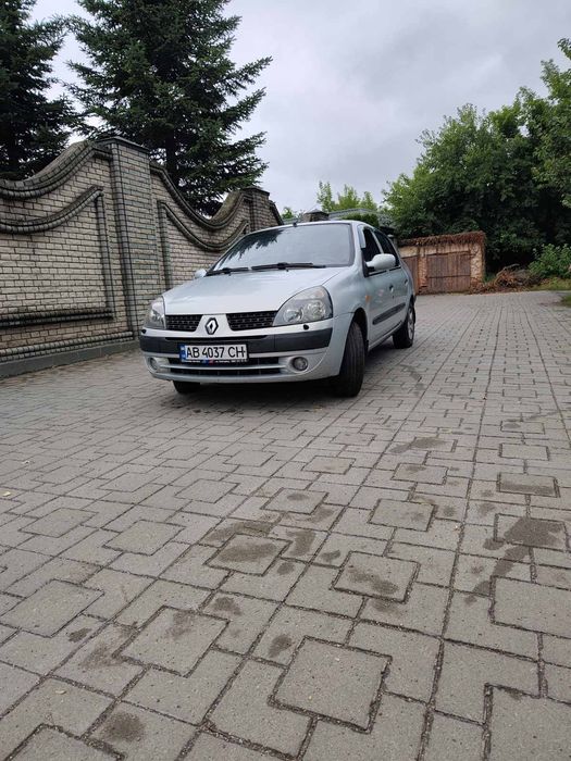 Renault Clio Symbol 2004
