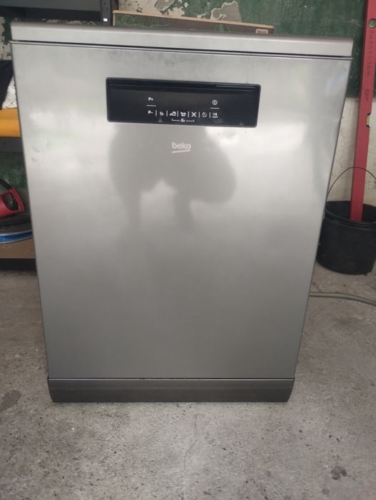 Zmywarka Beko Model DFN38530G