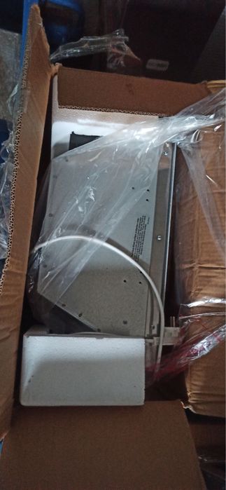 Продам Новую Кухонную вытяжку steel Fabiano box 60 inox