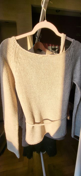 Sweter z przędzy jedwab 60% marki Solar r.36 z ozdobą