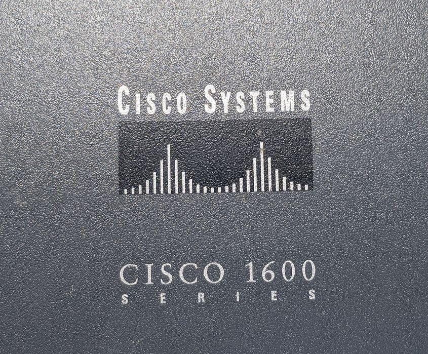 Маршрутизатори CISCO 1600