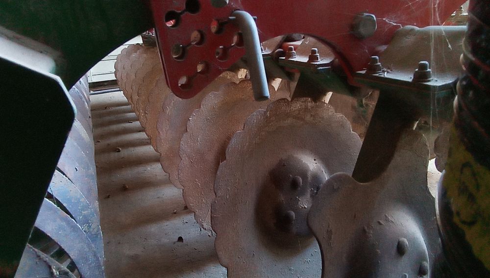 Agregat uprawowo siewny unia ares  siewnik talerzowy poznaniak 3m