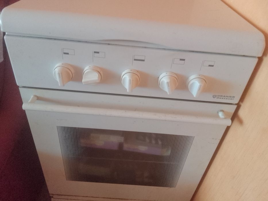 Kuchenka na gaz stan bardzo dobry