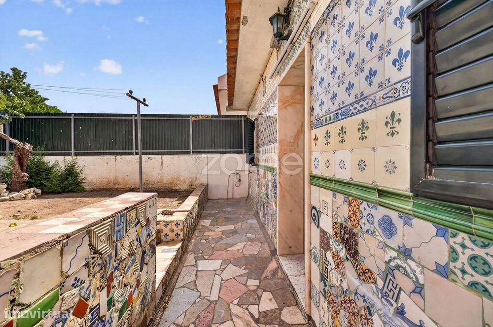 Andar de Moradia T2 com Terraço em Caneças