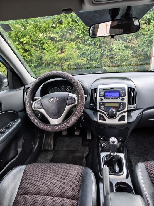 Hyundai i30 niski przebieg, bogata wersja.