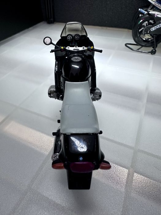 Miniatura BMW R 1100 RS Escala 1/24 Minichamps