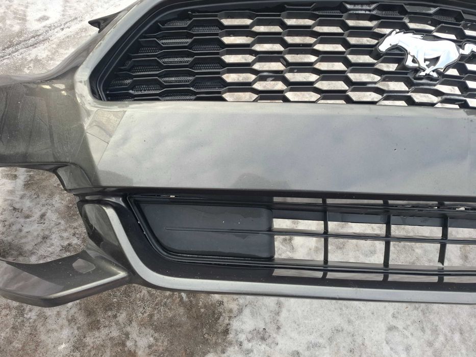 Zderzak przedni Ford Mustang VI 2015 - 2017 S550 + grill kolor J7
