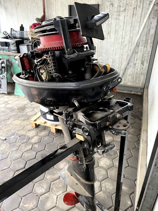 Łódka Łódź Silnik zaburtowy Volvo Penta 15 km dwusów stopa 70 cm