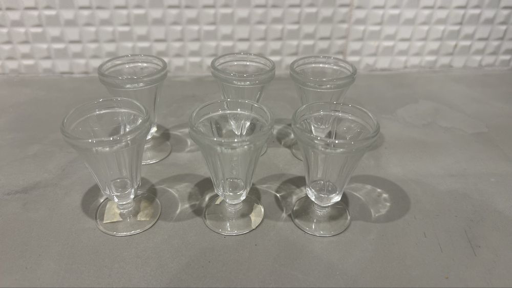 Conjunto de copos para licor