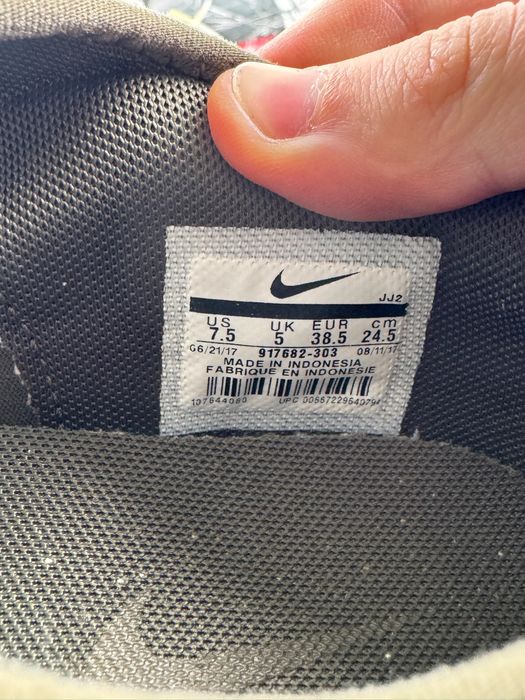 Кросівки Nike Dualtone Racer 38.5 розмір Е9162