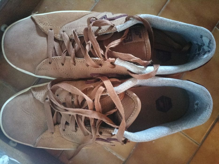 Sapatilhas New Balance 505 castanhas - usadas !