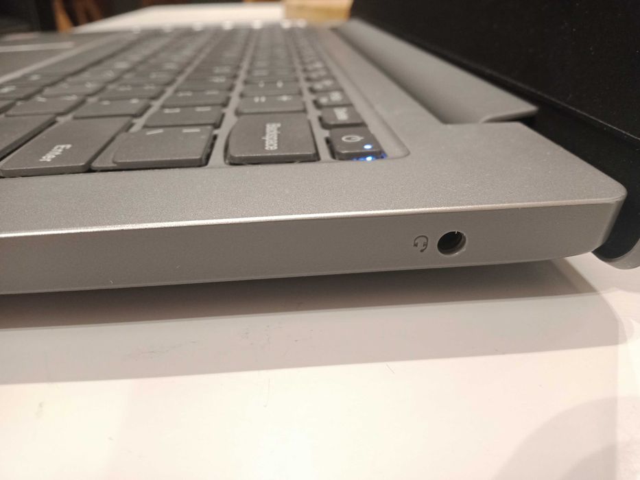Lenovo ideapad slim 1-14ast-05