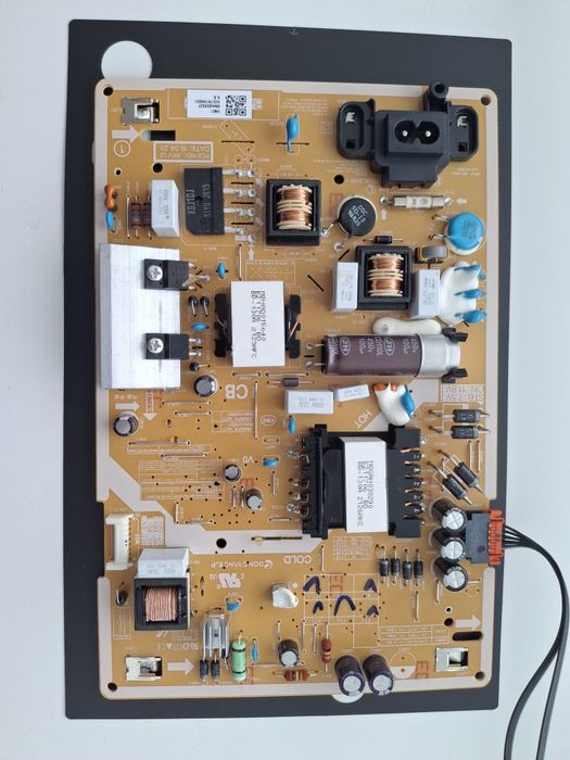 Комплектуючі для LED телевізора Samsung UE43T5300AU (розбір).
