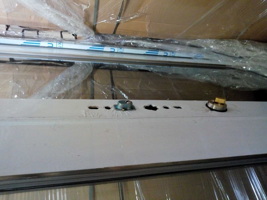 Двері вхідні  Двери входные