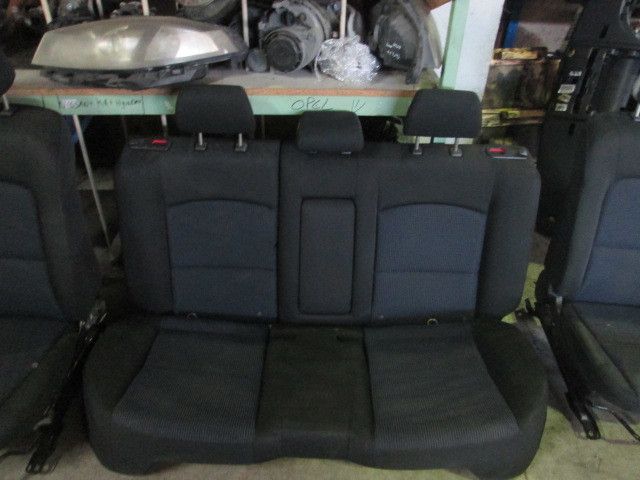 Conjunto de bancos MAZDA 3 (BK)