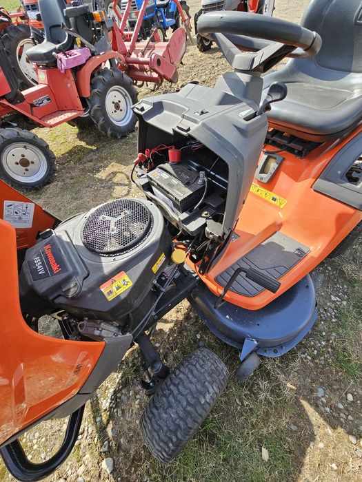 Kosiarka-traktorek kawasaki FS541V