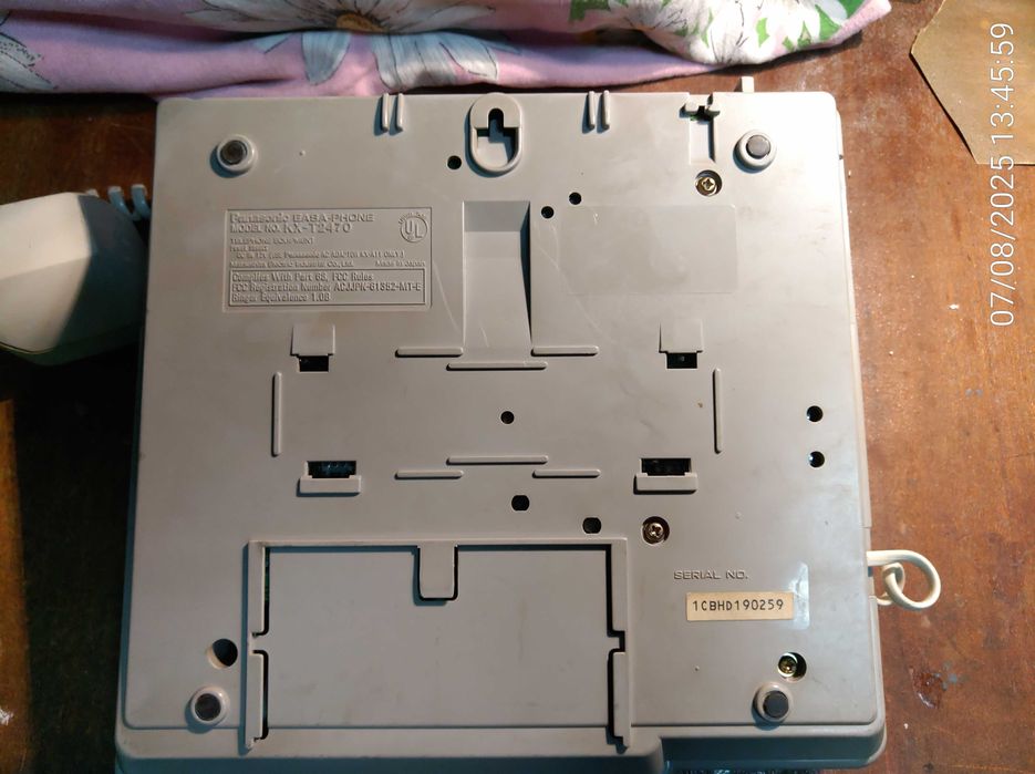 Телефон  Panasonic KX-T2470 Телефон з автовідповідачем Японія.