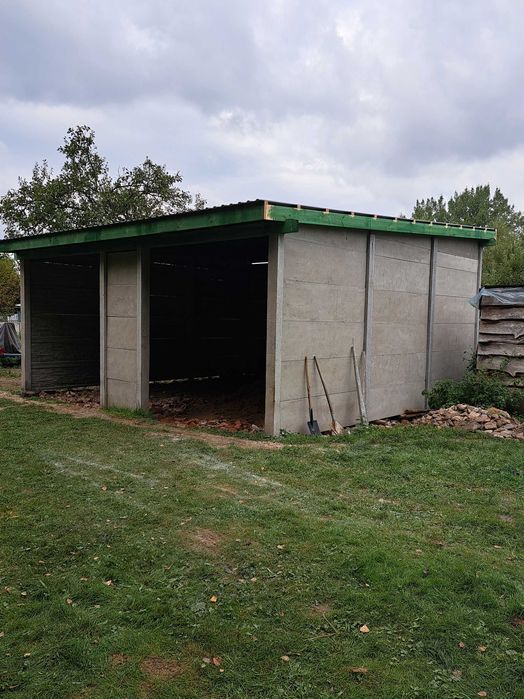 Wiaty i garaże betonowe