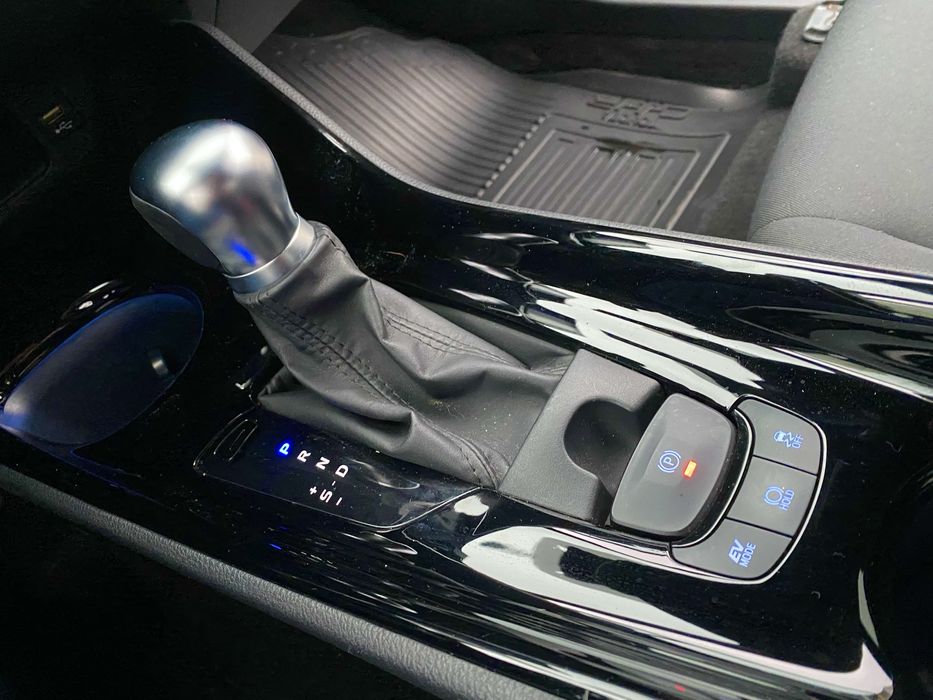 Toyota CHR Gybrid 2020 2.0 avtomat