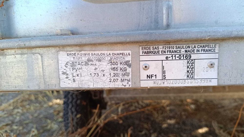 Reboque de carga básico Erdé 102