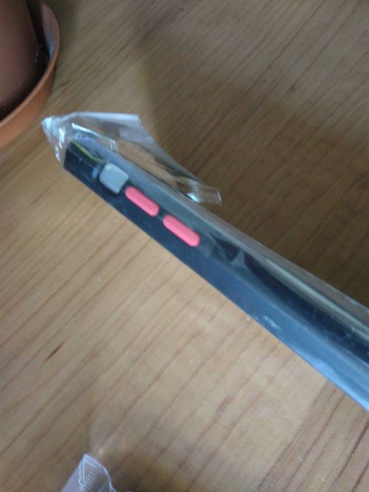 бампери для телефона - 3 шт