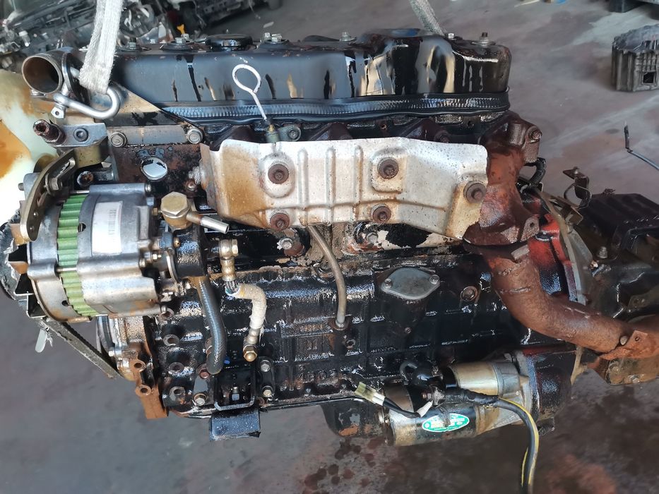 Motor Isuzu 3300