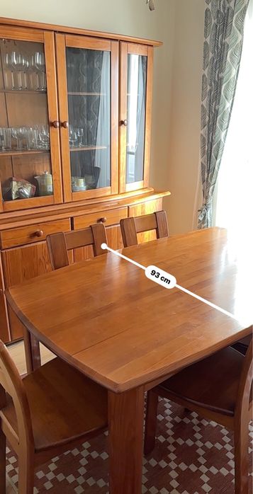 Moveis e mesa sala jantar Cerne