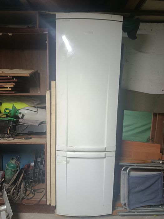 Продам холодильник фірми Електролюкс