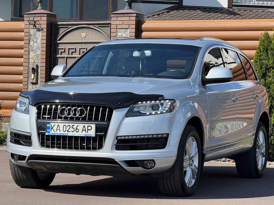 Audi Q7 3,0 Дизель 7 місць Гарний стан