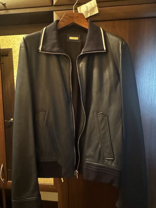 Куртка Bally. Італія, тихий люкс. Bally bomber leather