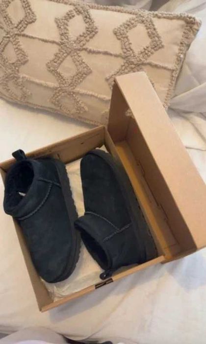 UGG Classic Ultra mini R.36