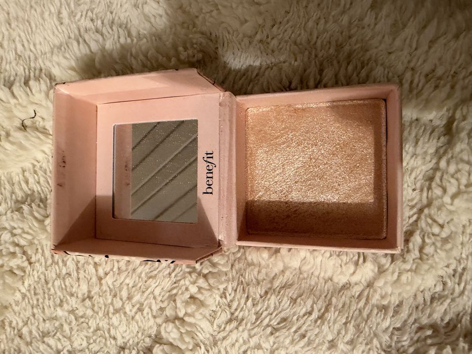 Benefit rozświetlacz cookie