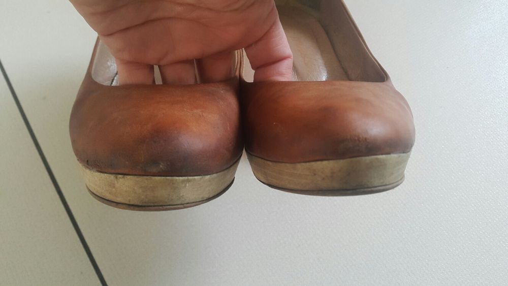 Skórzane czolenka rozmiar 37/38 brazowe Laura Messi