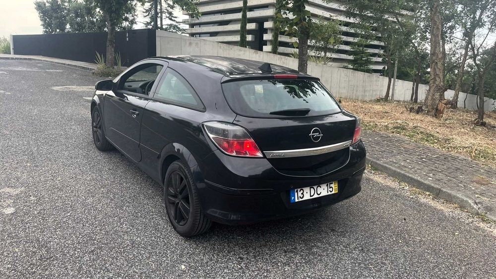 Carro Astra GTC 1.3