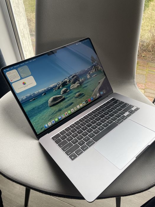 Apple MacBook Air M3 15” 8/256