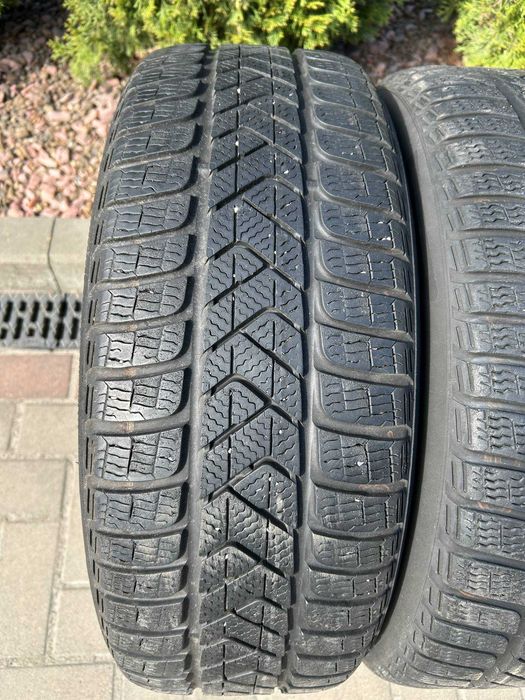 Шини 215/55 R17 94H Pirelli Rotation Winter Sottozero3