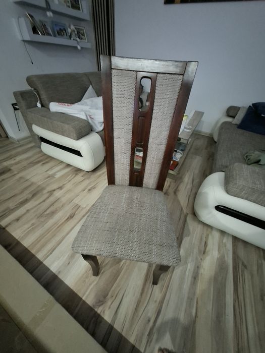 Sprzedam stół I krzesla