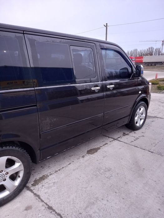 Продам Volksvagen Multivan 2005