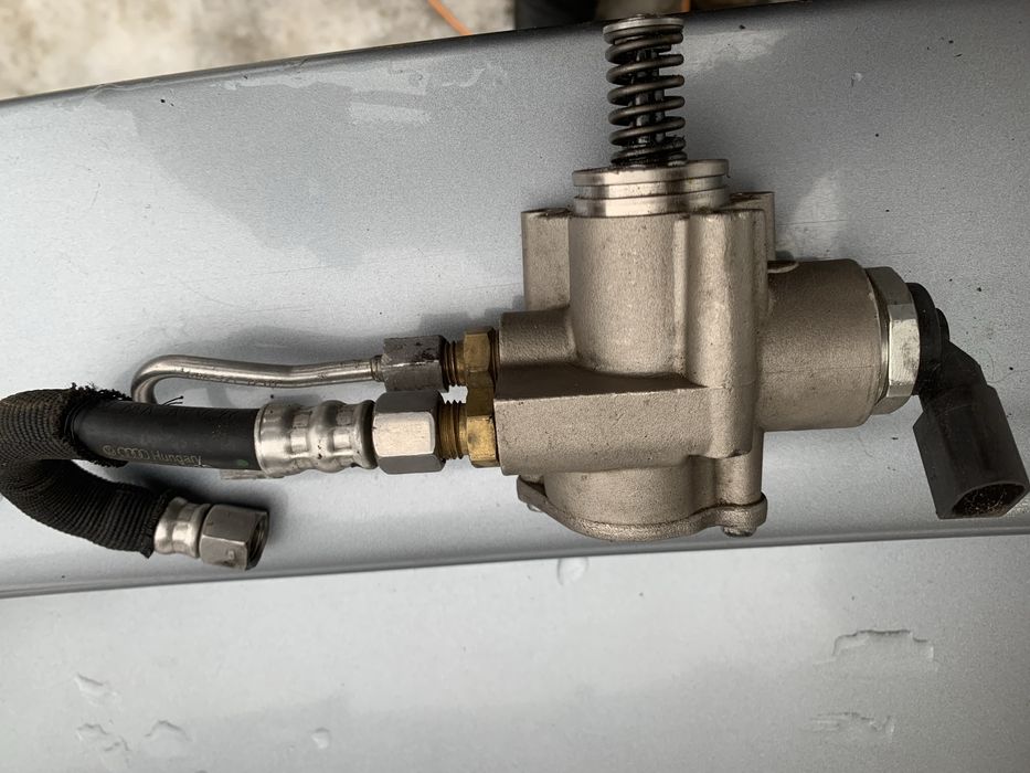 Двигун  3.6 бензин   Порш ,  тоурек , ауді