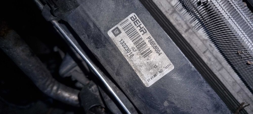 Komplet chlodnic opel insignia a 2.0 diesel